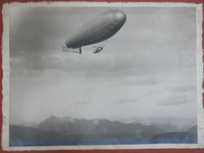 Zeppelin, vers 1934 Zeppelin, vers 1934
Grande épreuve argentique