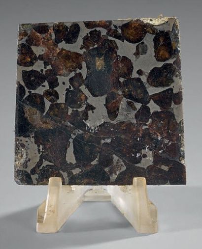 null BRAHIM Pallasite
Tranche
Première découverte en Russie 94 g
50 x 50 mm
Nombreux...