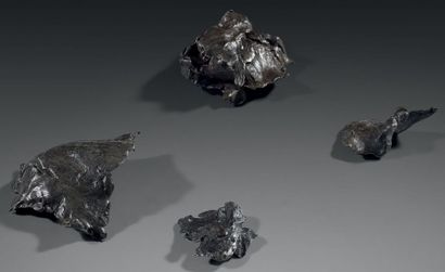 null SIKHOTE-ALIN Sidérite (Ogg, IIAB)
Lot de 4 météorites en schrapnel
Chute observée...