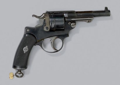 null * Revolver modèle 1873, modèle d'officier de fabrication privée par Saint-Étienne;...