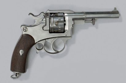 * Rare revolver modèle 1885 d'essai, deuxième...