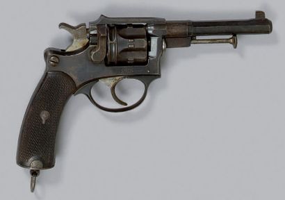 null * Revolver modèle 1887, fabrication civile de la Manufacture de Saint-Etienne,...