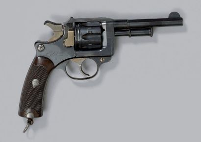 null * Très rare revolver modèle 1892 à pompe, modèle d'essai, premier type avec...