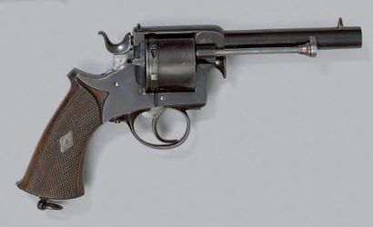 null * Revolver Lefaucheux modèle vers 1873, simple et double action, canon rond...
