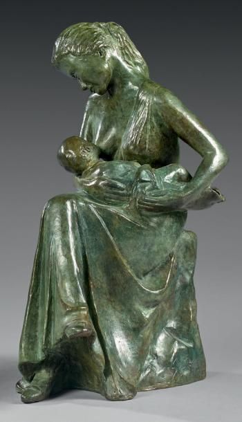 Claude GOLFIER (1932) Maternité
Bronze à patine verte, signé sur le coté droit, numéroté...