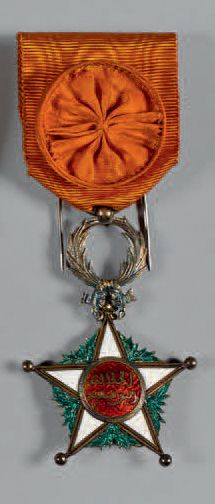 MAROC Ordre du Ouissam Alaouite (créé en 1913)
France, Vermeil et émail.
Dans son...