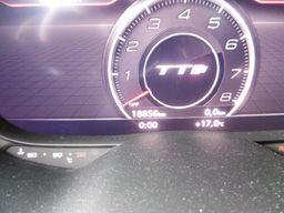 AUDI TT S 
1ère Mec 31.03.2015 - Essence - Boîte automatique - 20 cv – 1 clef – 18.858...