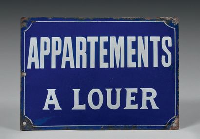 null DEUX PLAQUES D'INFORMATION
Fer émaillé, portant l'inscription " Appartements...