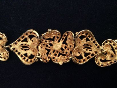 null Christian Lacroix, made in France



Bracelet en métal doré composé de trois...
