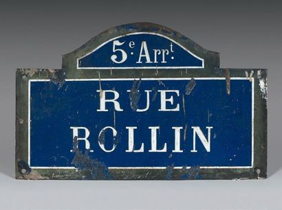 null PLAQUE NOMINATIVE DE LA RUE ROLLIN
Fer émaillé, portant l'inscription " rue...