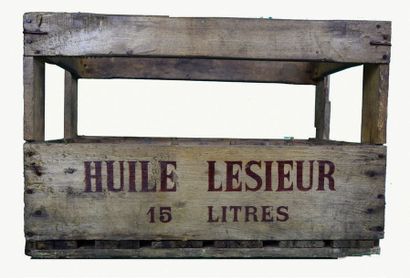 null LESIEUR Wooden box for 15 bottles of Lesieur oil, with deposit.
Company created...