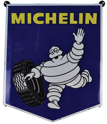 null MICHELIN Plaque émaillée pour les pneus Michelin.
Format: en forme d'écusson,...
