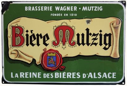 null MUTZIG Plaque émaillée pour les bières Mutzig.
La brasserie fut créée en 1810...