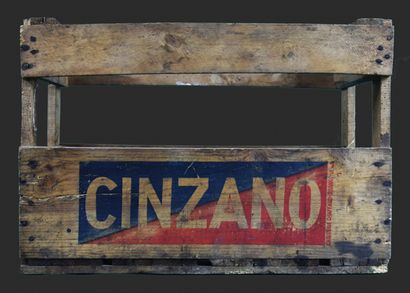 null CINZANO Caisse de livraison pour la marque Cinzano.
Bois, comportant 15 casiers.
Lettrage:...