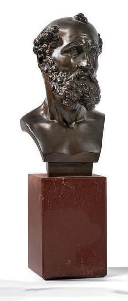 OTAKAR SPANIEL (1881-1955) Buste d'homme
Bronze à patine brune, signé au bas du torse,...