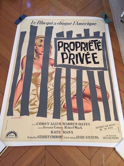 null « Propriété privée »

Affiche originale entoilée

Film de Leslie STEVENS, 1960

160...