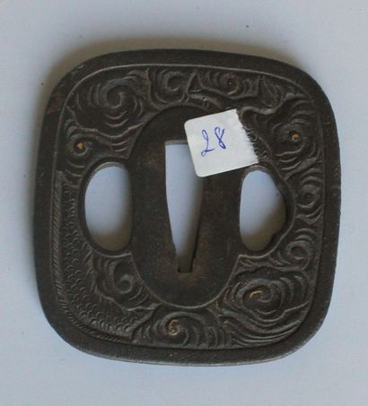 null Iron Tsuba nadegaku-gata with a dragon in light relief among the clouds.

Japan,...