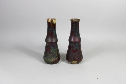 null Adrien DALPAYRAT (1844-1910) Pair of ceramic vases with iridescent covers. signed...