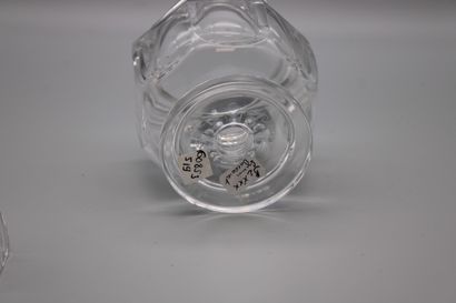 null Baccarat, sucrier en cristal modèle Malmaison ( à cotes plates)
b2 xxx