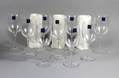 null Sèvres, partie de service de verres en cristal, composé de 6 verres à vin, 6...