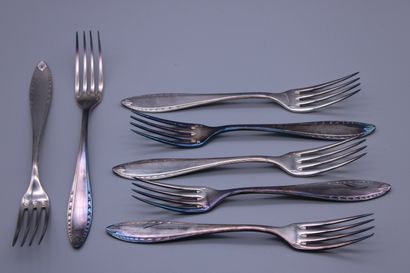 null Christofle, 7 fourchettes en métal argenté