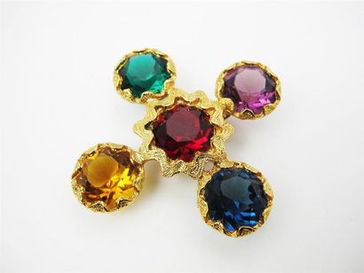 null YVES SAINT LAURENT
Broche-pendentif en métal doré de forme quadrilobée ornée...