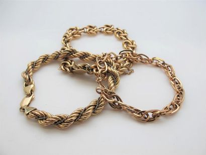 null Trois bracelets en or jaune 18k 
Poids brut : 50,4 g