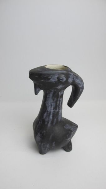 null BLIN Jacques (1920-1995) Ceramic zoomorphic 
jug with glazed cover in shades...