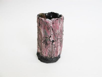 null CURTIS Eddie (b. 1953) Truncated cone stoneware
vase with partially glazed and...