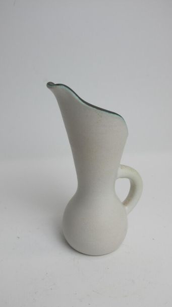 null CHAMBOST Pol (1906-1983) Ceramic 
pitcher with moving neck, glazed white on...