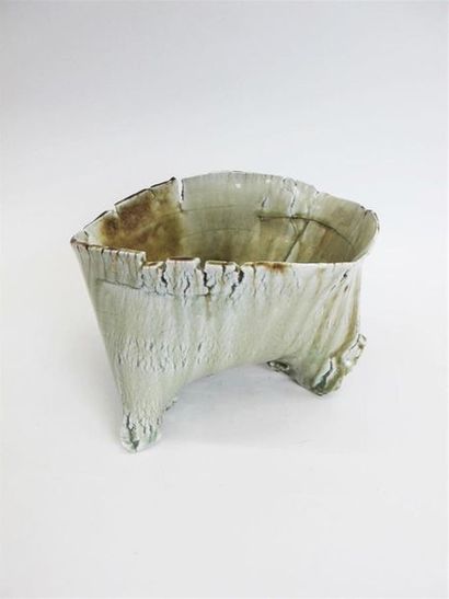 null CHAMPY Claude (born in 1944) Tripod
bowl in raku stoneware with decoration of...
