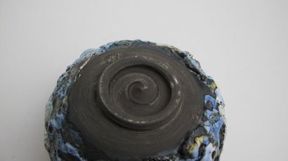 null WAXWEILER Christine (born 1959) Chawan tea
bowl on stoneware pedestal with blue...