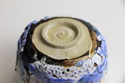null WAXWEILER Christine (born 1959) Chawan tea
bowl on stoneware pedestal decorated...