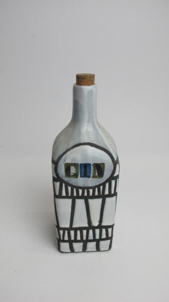 null CAPRON Roger (1922-2006) - VALLAURIS
Bouteille " Gin " en céramique émaillée...