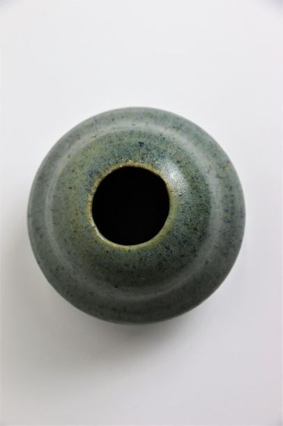 null DUCHASTEL Simon (1926-2014) 
Vase with double bulge in terra cotta with celadon...