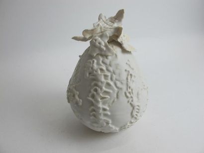 null RIEHL Alice (née en 1970)
Flacon cocon en porcelaine émaillée blanc à décor...