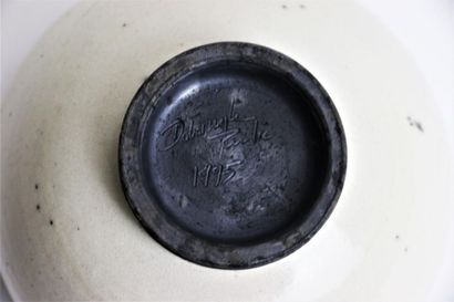 null DELANGHE Rudie (b. 1955) Enamelled and white cracked raku stoneware
bowl on...