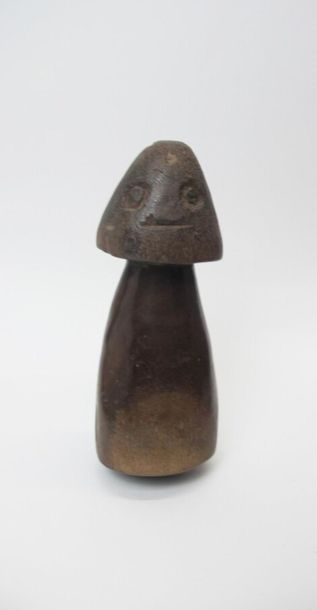 null MUMUYE - NIGERIA
Superb medicinal pestle scupted face. Brown patina of great...