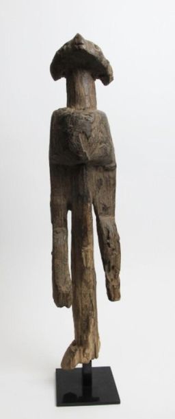 null MUMUYE - NIGERIA
Statue de très grande ancienneté circa 1880/1900, en bois lourd...