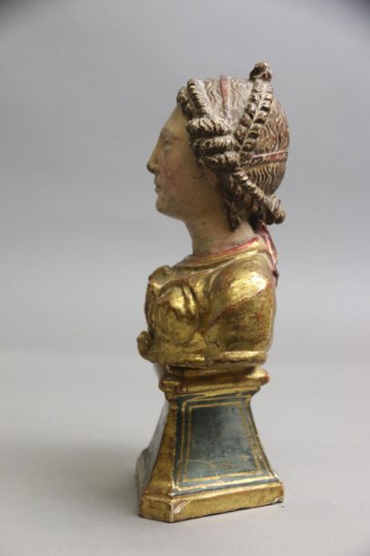 null Buste reliquaire en bois polychrome représentant sainte Sabine posant sur un...