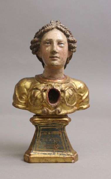 null Buste reliquaire en bois polychrome représentant sainte Sabine posant sur un...