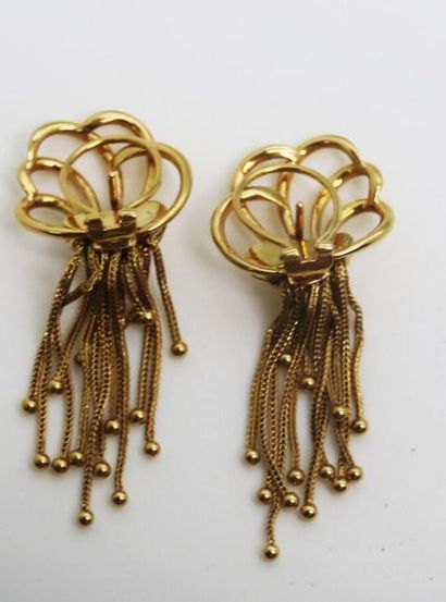 null Paire de pendants d'oreilles percées en or jaune 750°/°° en fils d'or tissés...