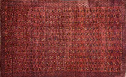 null Important et original Afghan ancien (Turkmèn) début XXe siècle
Velours en laine...
