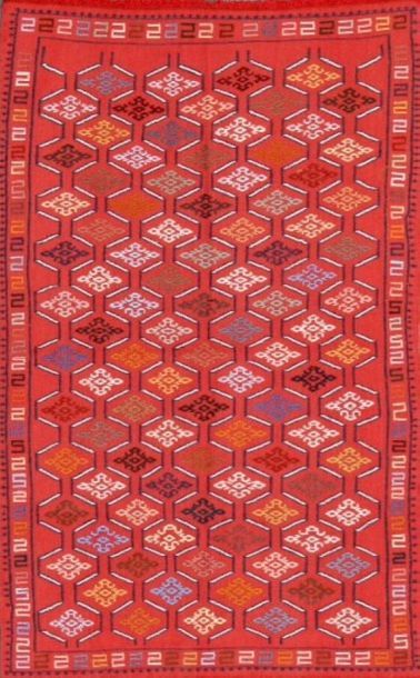 null KILIM Azerbaïdjan vers 1980
Travail à l'aiguille, technique de la tapisserie...