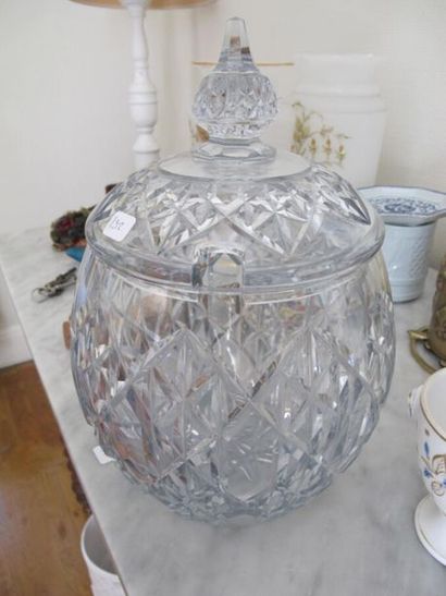 null Cut crystal punch bowl. 
H.35 cm