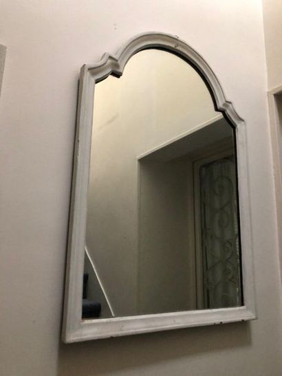 null Deux miroirs, cadre en bois blanc.