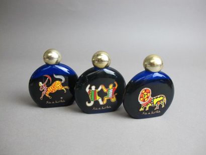 null Niki De Saint Phalle - (1983)
3 astrological bottles each containing 50ml "Eau...