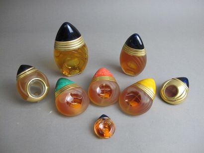null Boucheron - " Pour Femme " - (1983)
Batch including 8 bottles " ring " designed...