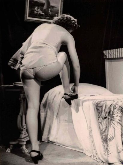 null Erotisme, nu et charme. Circa 1940-1960. Un album photographique de plus de...