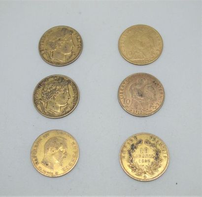 null Six monnaies de 10 francs or :
- Deux Napoléon III tête nue, années 1859 (A)...